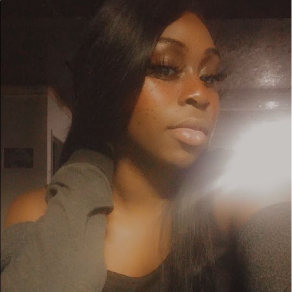 Meet your Posher, Rashea